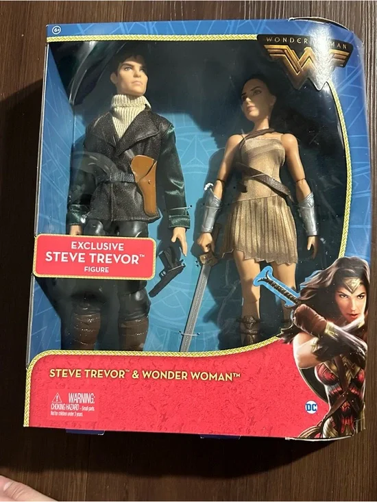 Wonder Woman And Steve Trevor 2-Pack Doll Figures NEW - Picture 5 of 8